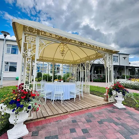 La Tenuta Italiana By And