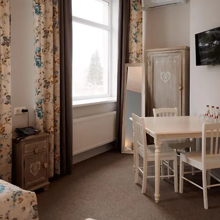 Hotel La Tenuta Italiana By And